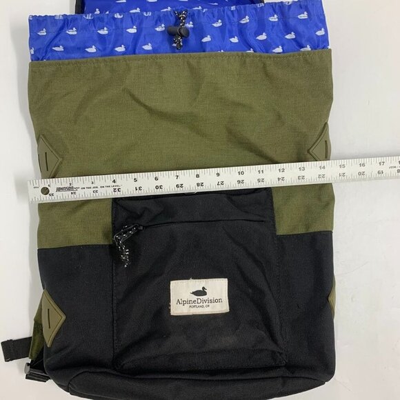 Alpine DIvisions Adults‎ Rockaway Ripstop Adjustable Strap Clip Backpack - Picture 11 of 14